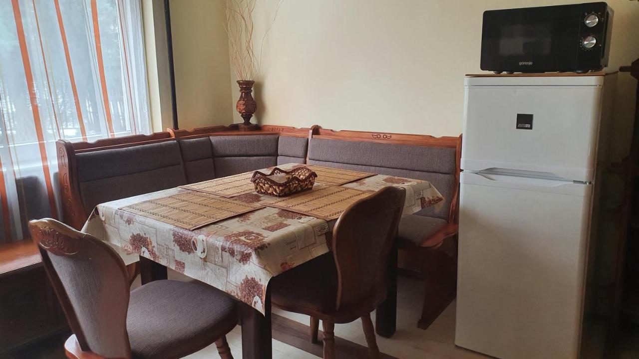 Ruttkai Vendeghaz Apartment Szekesfehervar Exterior photo